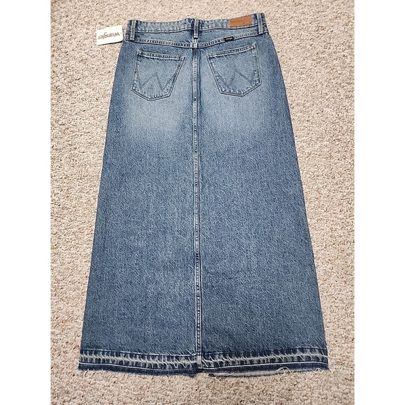 Wrangler Dresses & Skirts - Wrangler Denim Maxi Skirt Size 6 Raw Hem Front Split NWT